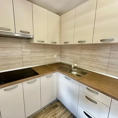 Apartman Marylou House Vir