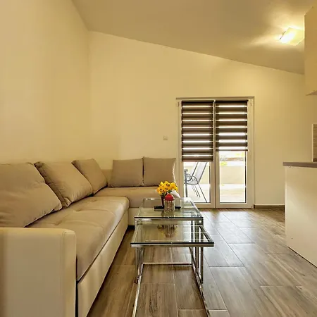 Marylou House