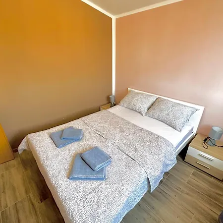 Apartman Marylou House
