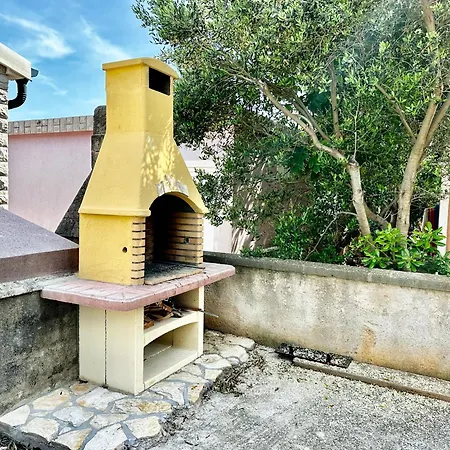 Marylou House Apartman