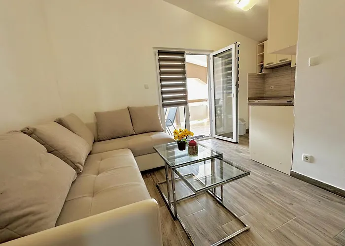Apartament Marylou House Vir