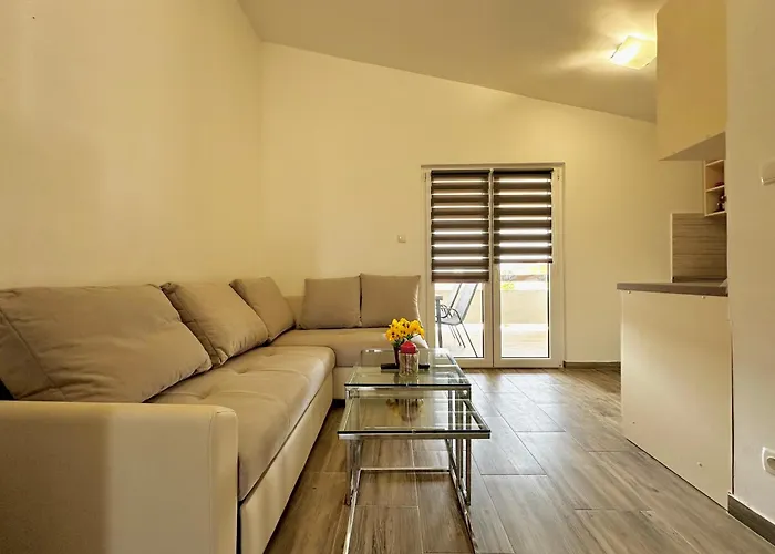 Marylou House