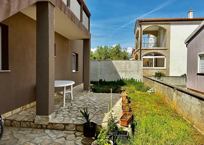 Marylou House * Vir